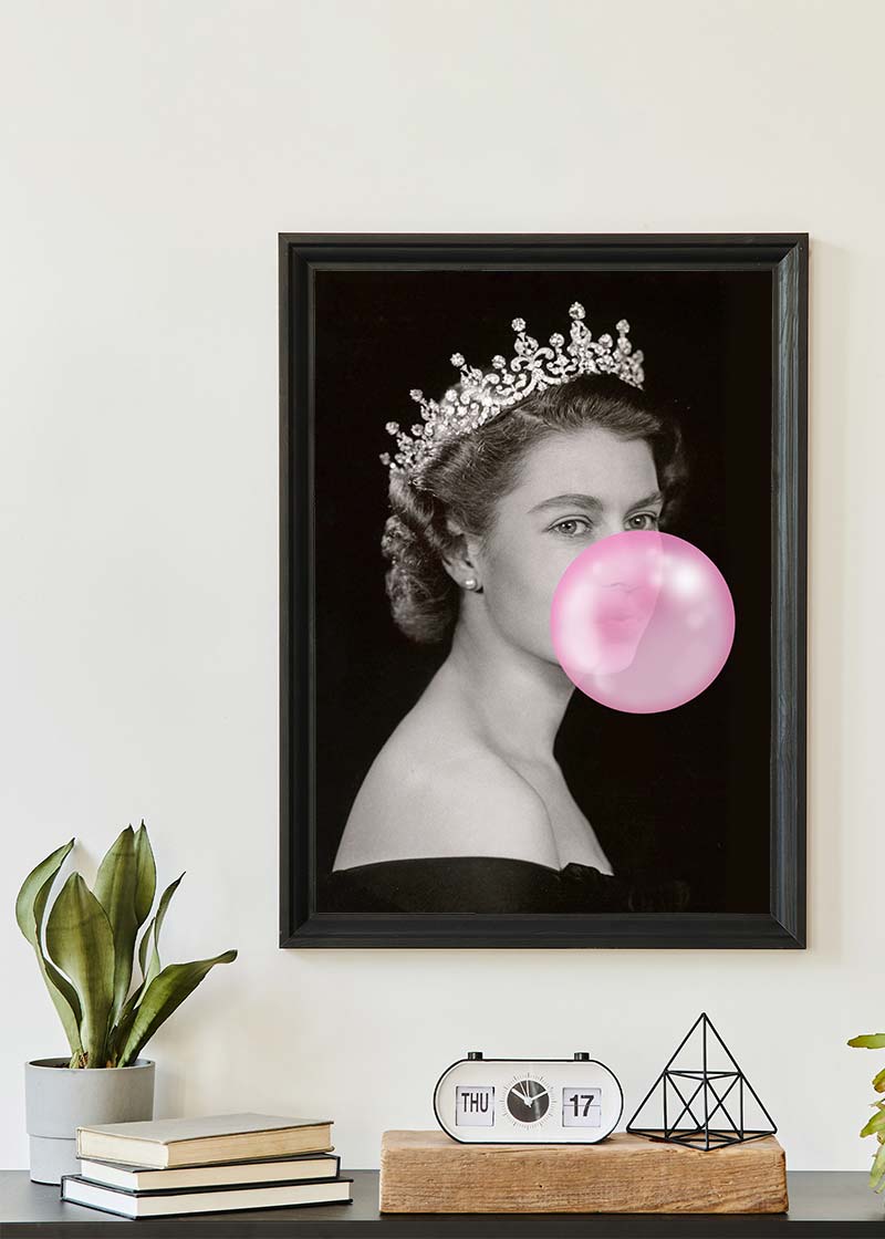 Queen Blowing Bubblegum Platinum Jubilee Print-InkAndDrop