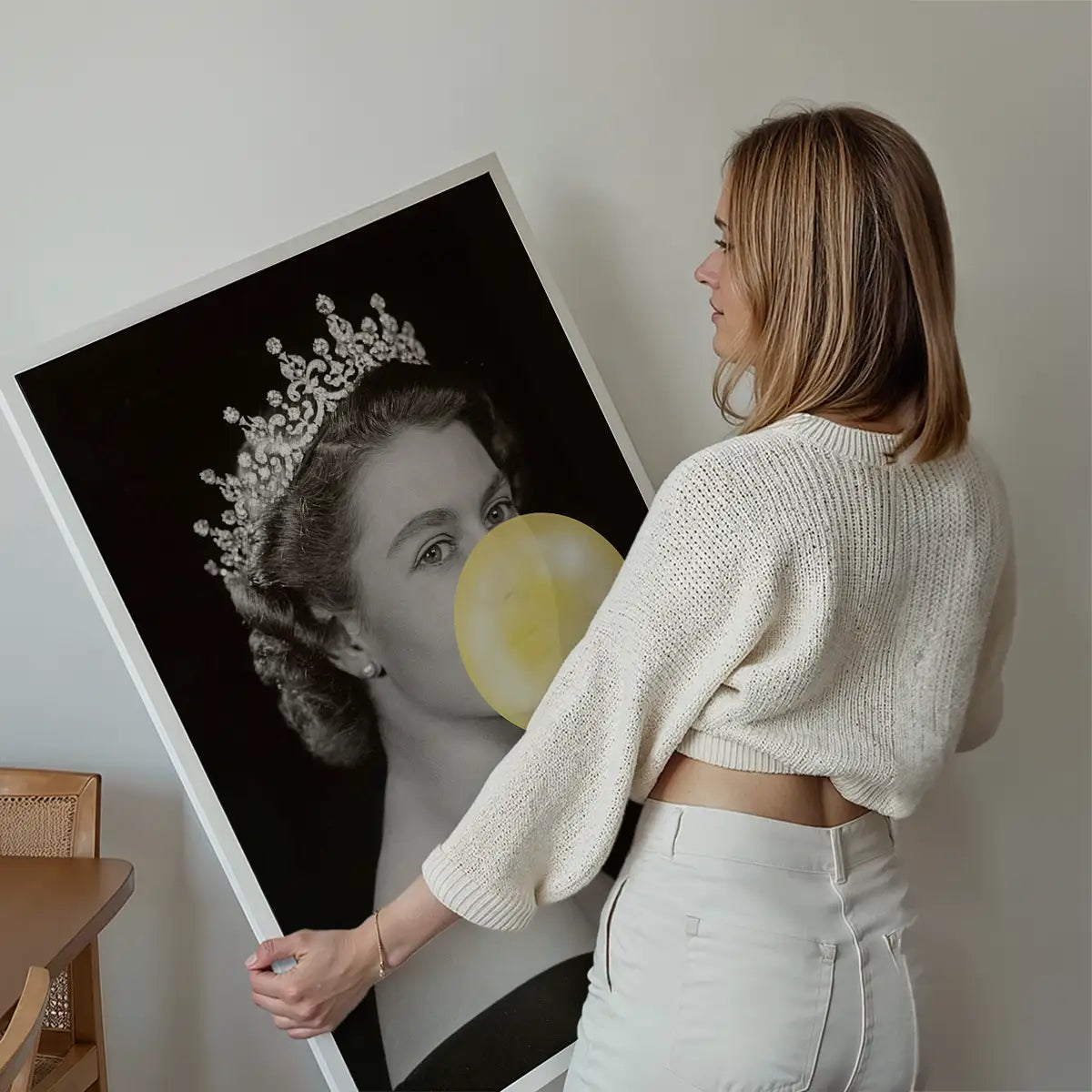 Queen Elizabeth with Bubblegum Yellow Print