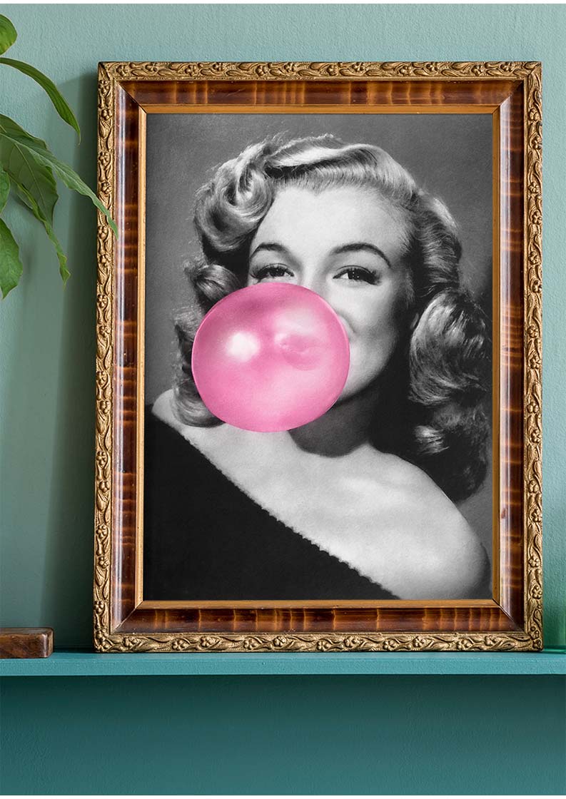 Marilyn Monroe Blowing Bubblegum Portrait Print