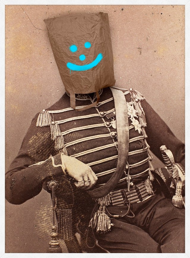 Smiley Soldier Vintage Print