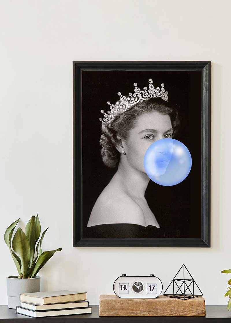 Queen Elizabeth with Bubblegum Blue Print